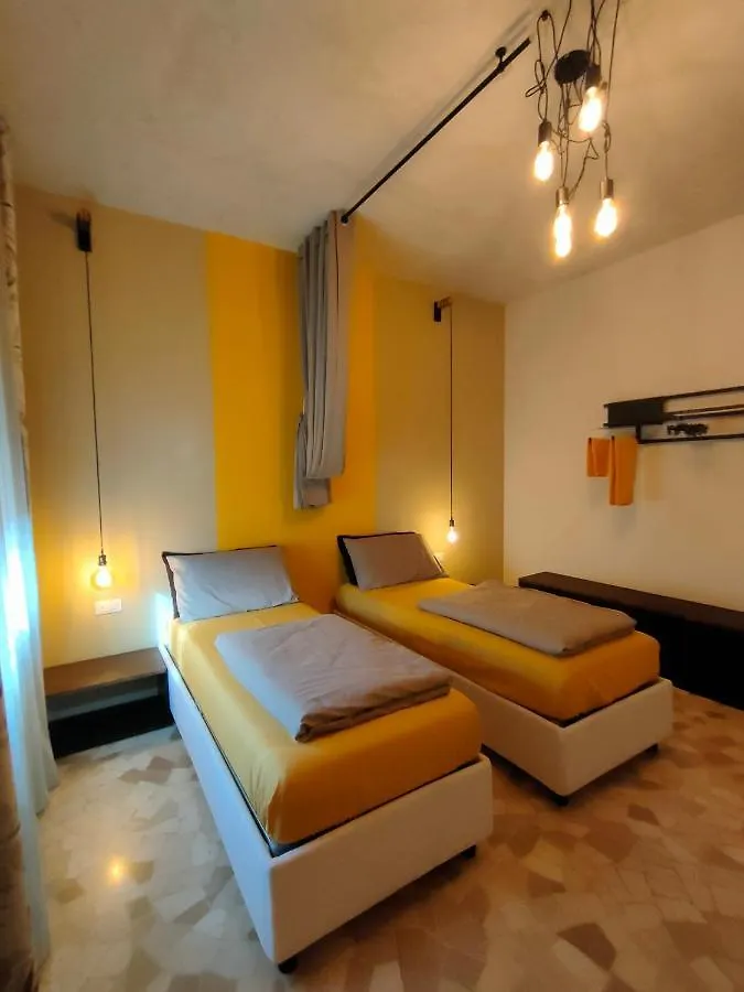 Privatunterkunft Zeljko'S Luxury Hostel Vicenza