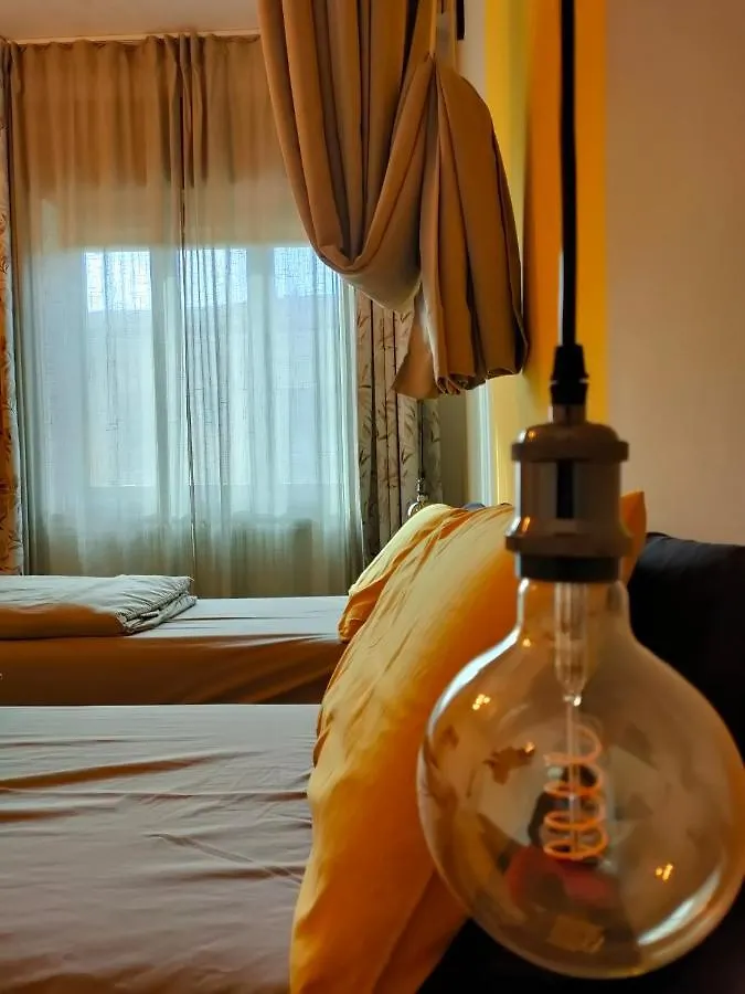 Zeljko'S Luxury Hostel Vicenza