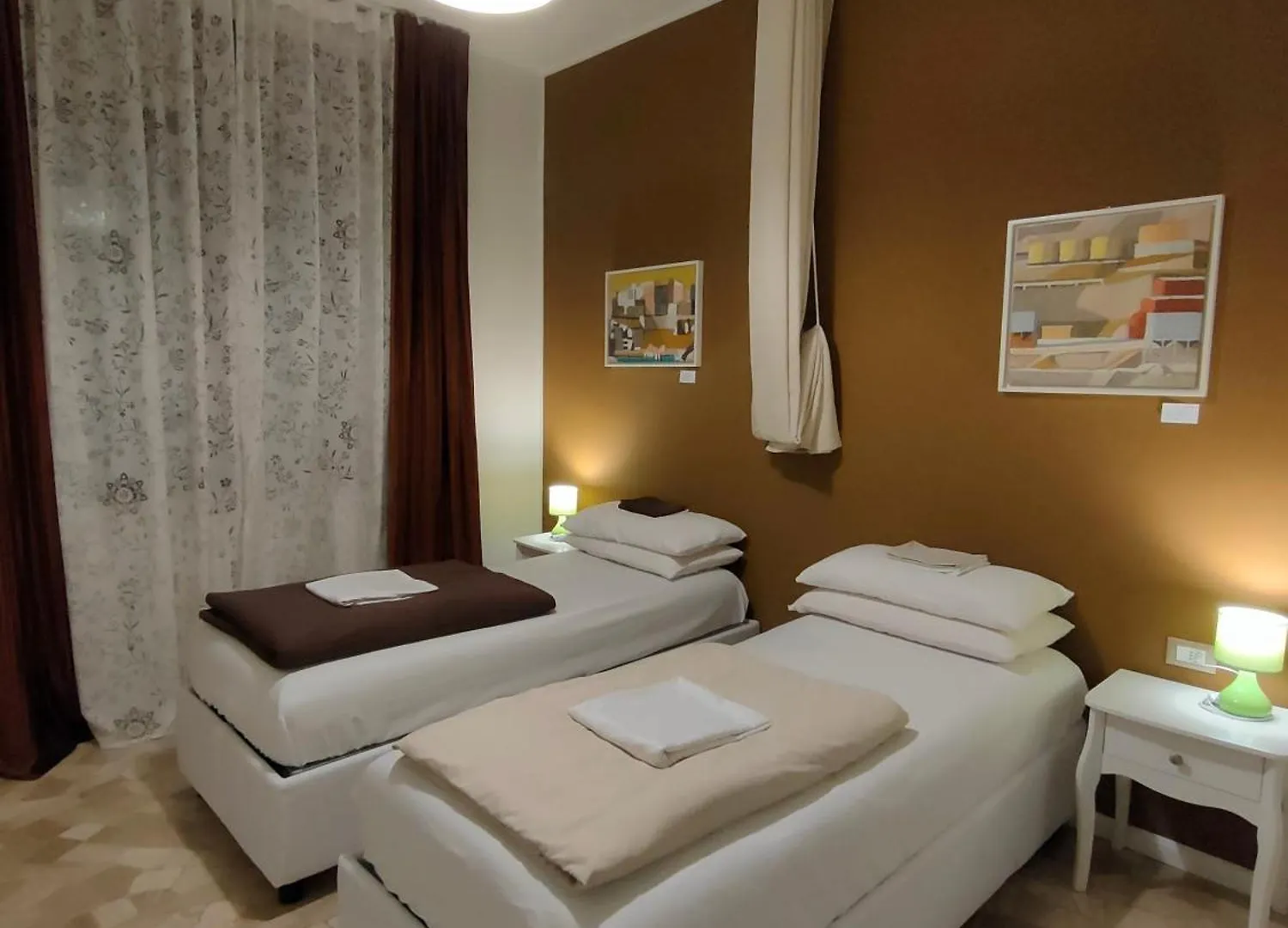 Zeljko'S Luxury Hostel Vicenza Privatunterkunft
