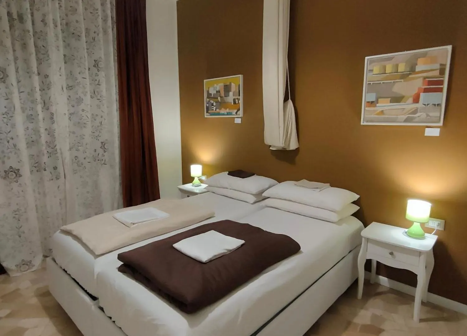 Zeljko'S Luxury Hostel Vicenza 0*,  Italien