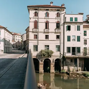 Appartamento Palladio - Vista Fiume, In Centro Con Garage, Vicenza